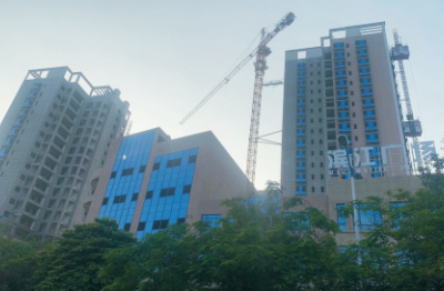 臨高(gāo)濱江廣場(chǎng) 多(duō)彩漆